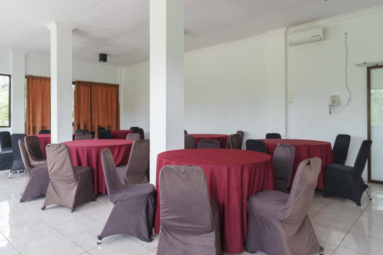 Reddoorz Plus At Hotel Negeri Baru Lodaya Puncak Bogor Exterior foto